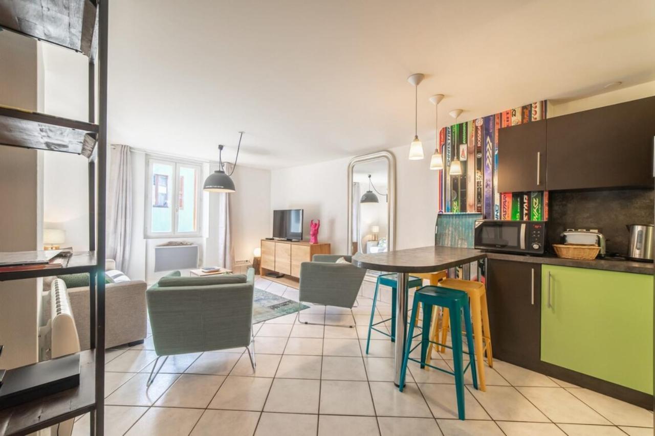 Apartment Classified 3 Stars Located In The Heart Of The Old Town Annecy Luaran gambar