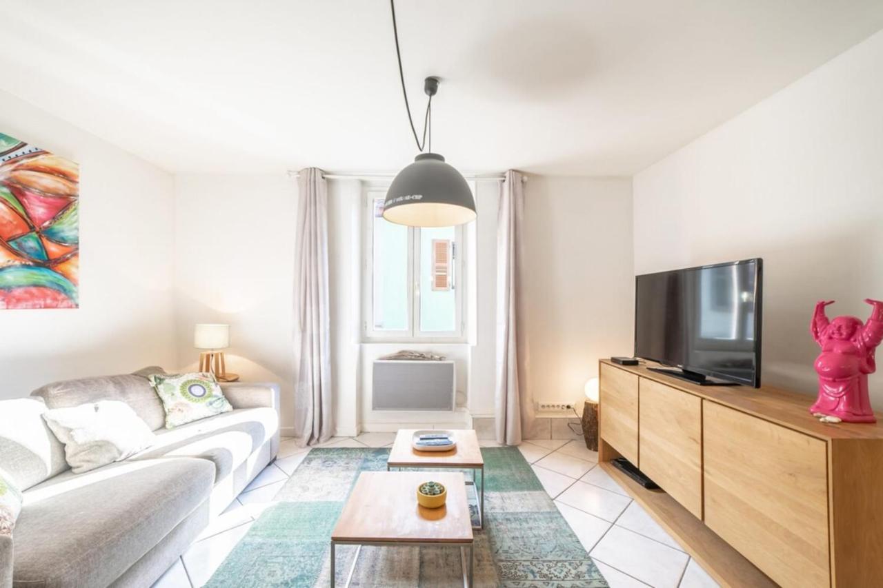 Apartment Classified 3 Stars Located In The Heart Of The Old Town Annecy Luaran gambar